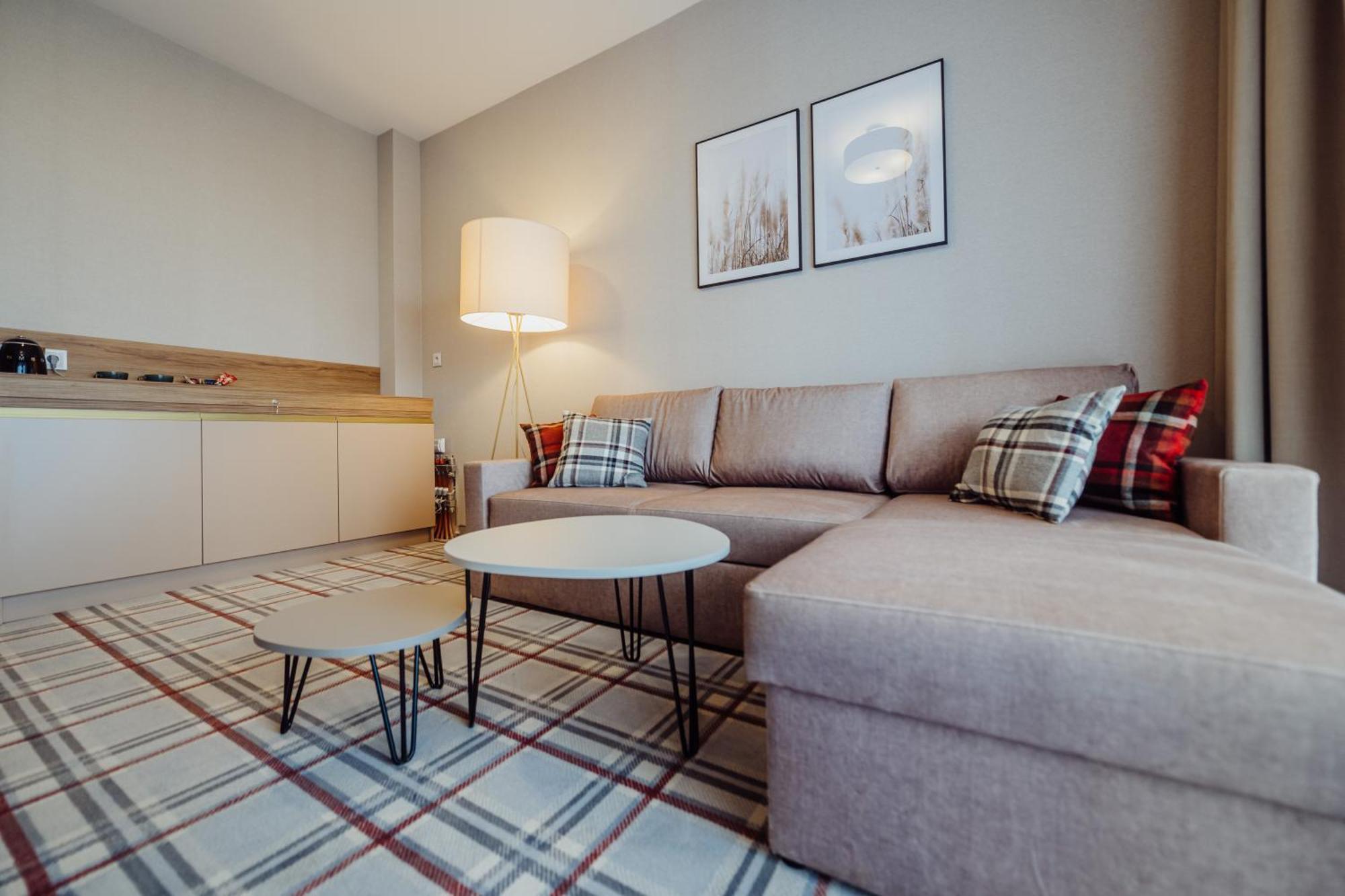 Adults Hotel apartamentowy *
